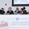 Le Directeur exécutif de l'ONUDC, Yuri Fedotov, aux côtés du Secrétaire général de l'ONU, Ban Ki-moon, et du Président de l'Assemblée générale, Nassir Abdulaziz Al-Nasser, lors d'un débat thématique de l'Assemblée sur l'impact des trafics de drogue et du 