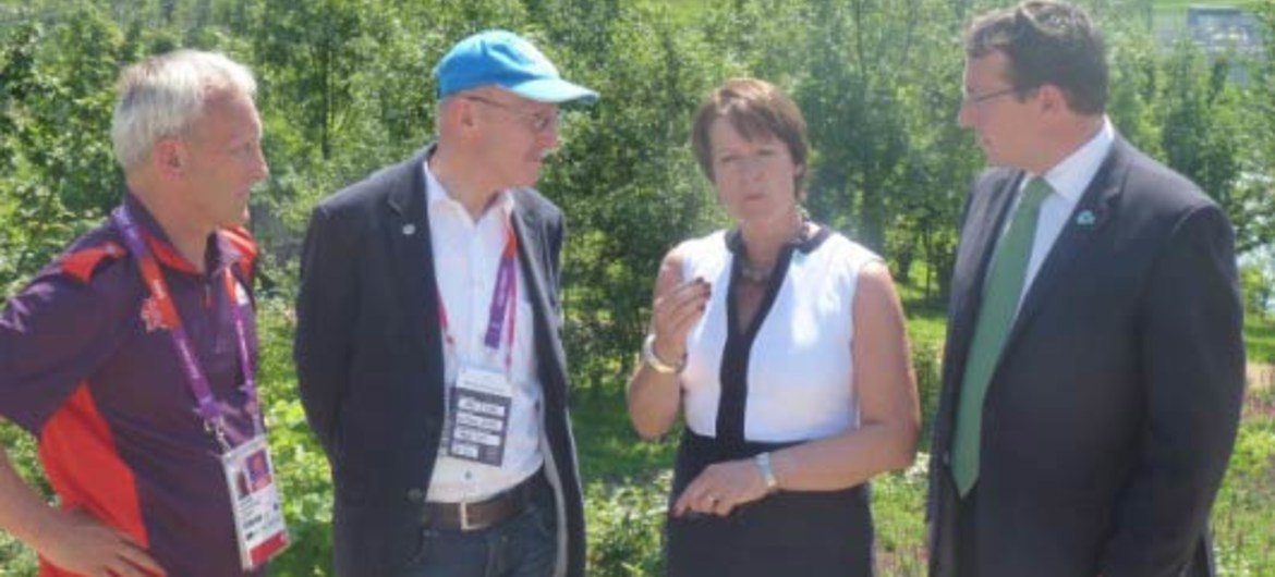 UNEP Executive Director Achim Steiner (right) beside UK Secretary of State Caroline Spelman at the Olympic Park in London.
