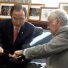 Le Secrétaire général Ban Ki-moon et le  Représentant spécial conjoint des Nations Unies et de la  Ligue des États arabes pour la Syrie, Lakhdar Brahimi. Photo ONU/JC McIlwaine