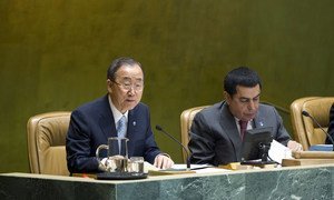 Secretary-General Ban Ki-moon addresses the General Assembly on the role of mediation in conflict prevention and resolution. Assembly President Nassir Abdulaziz Al-Nasser is at right.