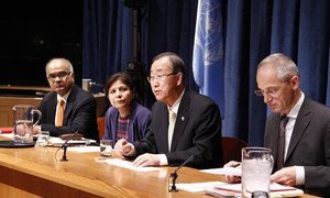 Secretary-General Ban Ki-moon (second right) launches the MDG Gap Task Force Report 2012.