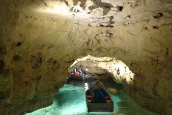 La caverne de Tapolca du lac Bakony Balaton en Hongrie.