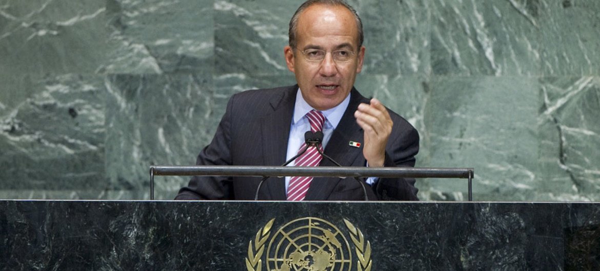 President Felipe Calderón Hinojosa of Mexico addresses General Assembly.