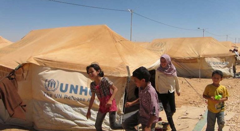 konkurs kande Skilt Number of Syrian refugees in neighbouring countries has tripled in three  months – UN | | UN News