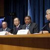 Le maire de New York, Michael Bloomberg, le Secrétaire général Ban Ki-moon, le Président de la Tanzanie, Jakaya Kikwete, et Helen Agerup en conférence de presse.