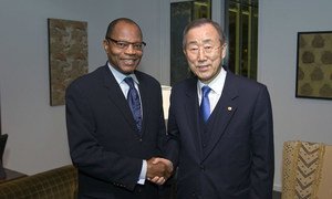 Mohamed Ibn Chambas (left) with Secretary-General Ban Ki-moon.