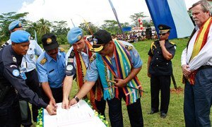 A ceremony is held marking the official hand-over of policing responsibilities from the UN Integrated Mission in Timor-Leste (UNMIT) to the Polícia Nacional de Timor-Leste (PNTL) in Ainaro District.