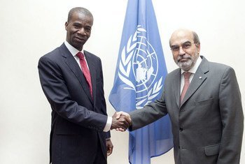 FAO Director-General, José Graziano da Silva (right), meeting with Baba Berthé, Minister of Agriculture of Mali, at FAO headquarters in Rome.