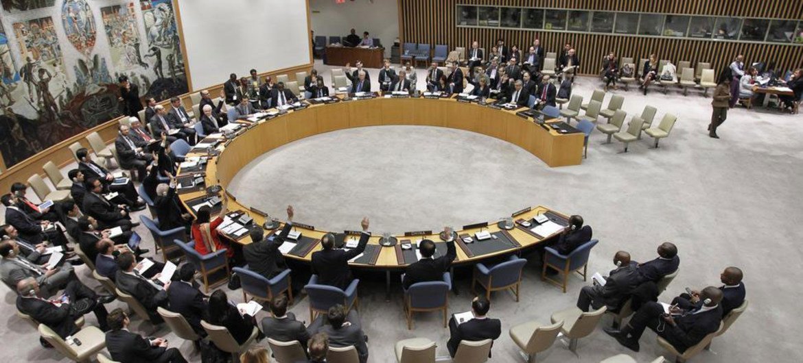 Security Council votes to authorize the deployment of an intervention force to target armed groups in the Democratic Republic of the Congo (DRC).
