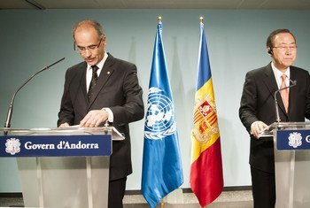 Secretary-General Ban Ki-moon  at press conference with Prime Minister Antoni Martí of Andorra.