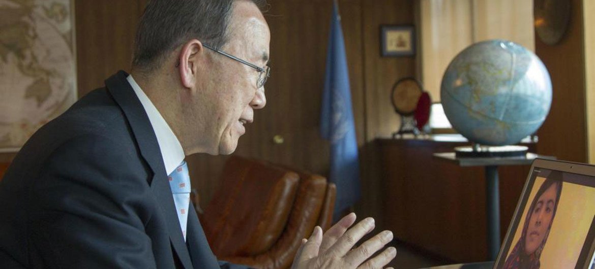 Secretary-General Ban Ki-moon speaks by Skype with Malala Yousafzai, the young Pakistani champion of the right of girls to have an education.