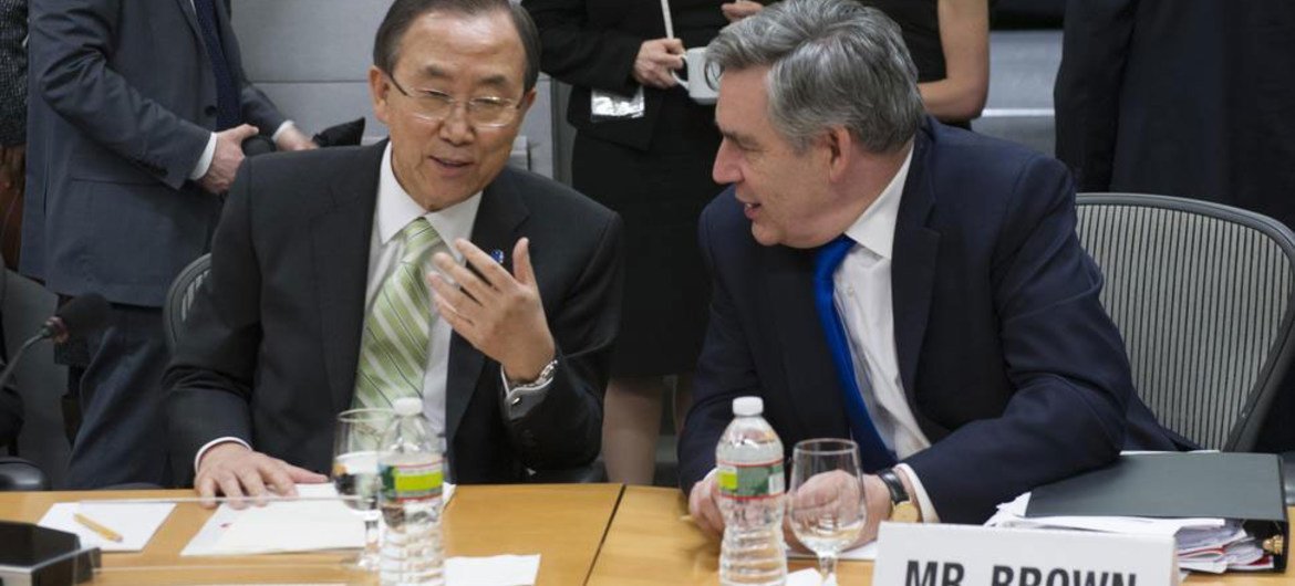 Le Secrétaire général des Nations Unies, Ban Ki-moon, et son Envoyé spécial pour l’éducation, Gordon Brown, à Wahsington.