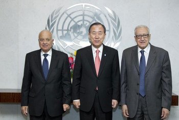Secretary-General Ban Ki-moon meets with Secretary-General of the League of Arab States, Nabil Elraby (left), and their special representative Lakhdar Brahimi.
