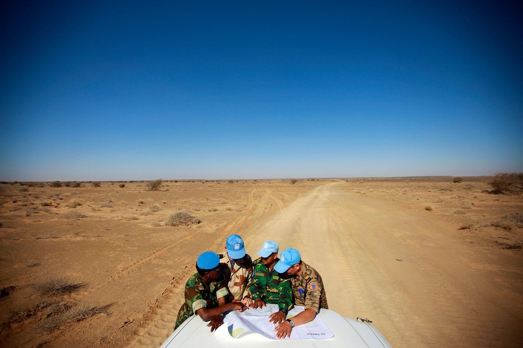 联合国西撒特派团（MINURSO）的维和人员在西撒哈拉的斯马拉（Smara）地区执行任务。