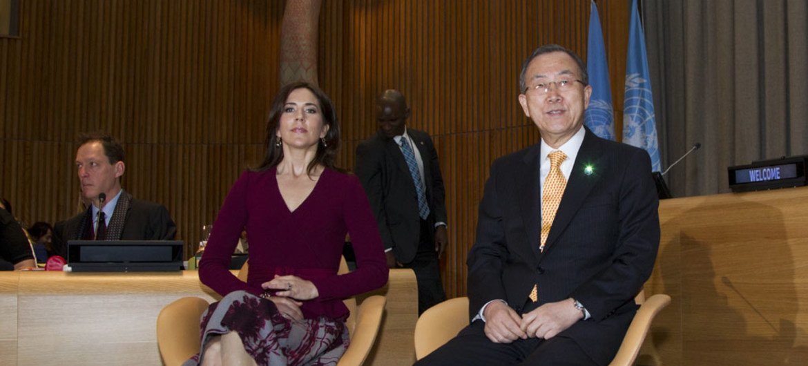 Secretary-General Ban Ki-moon (right) with Crown Princess Mary of Denmark during the inauguration of the newly renovated Trusteeship Council Chamber, which has been restored and updated with new Danish furniture.