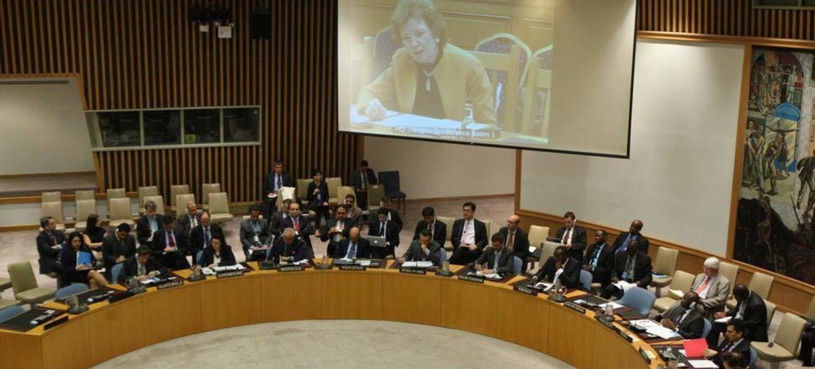 UN Envoy for Africa’s Great Lakes Region Mary Robinson (on monitor) briefs Security Council via video teleconference.