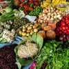 Эксперты рекомендуют потреблять в пищу больше овощей и фруктов, чтобы предотвратить ожирение. 