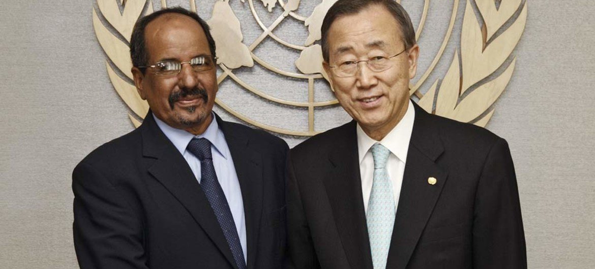Secretary-General Ban Ki-moon (right) with Mohamed Abdelaziz, Secretary General of the Polisario Front.