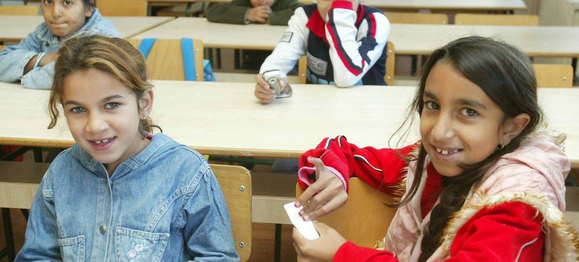 Niños gitanos en Serbia (Foto: OSCE-Milan Obradovic)