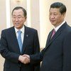中国国家主席习近平与联合国秘书长潘基文资料图片。联合国图片/Evan Schneider