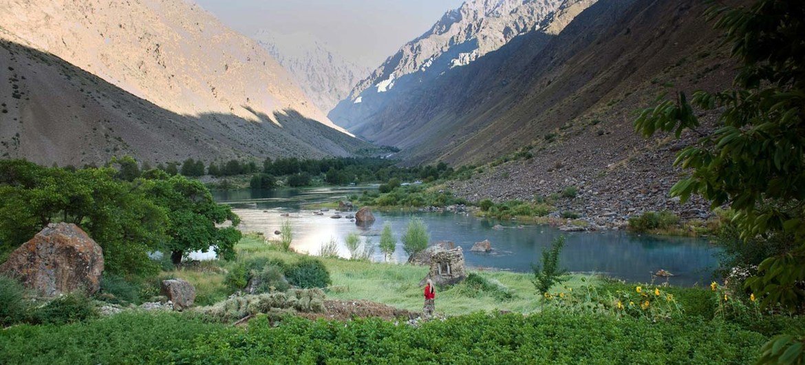 Montañas de Pamirs en Tayikistán. Foto: UNESCO-David Trilling