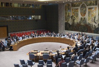 Security Council unanimously adopts resolution, removing Iraq from its obligations under Chapter VII of the UN Charter.