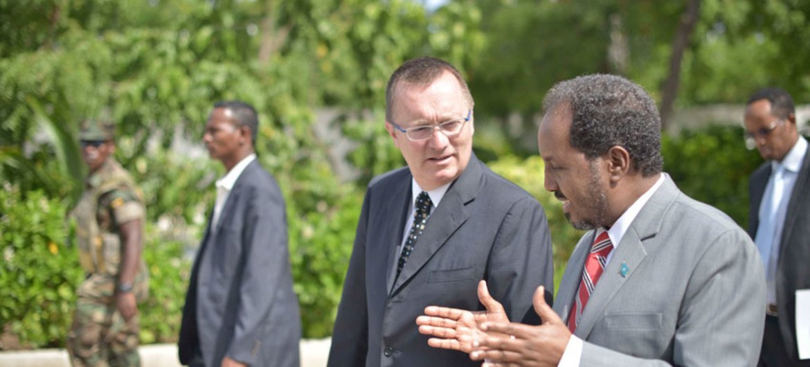 USG Jeffrey Feltman and  President, Sheikh Hassan Mohamud at Villa Somalia in  Mogadishu. AU-UN IST PHOTO/Tobin Jones