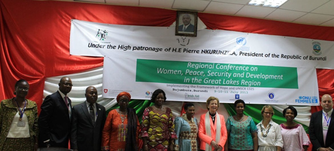 Special Envoy for the Great Lakes Region, Mary Robinson, with other participants at the regional confernce in Bujumbura.