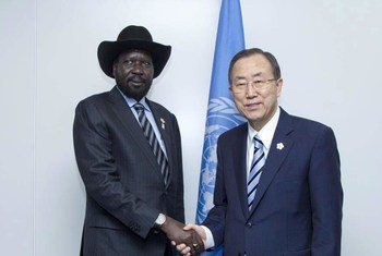 (right) with President Salva Kiir of South Sudan.