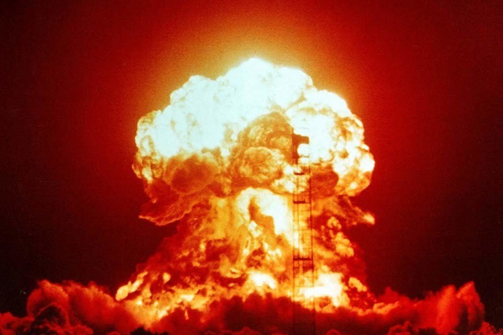 essai nucléaire aux États-Unis le 18 avril 1953.