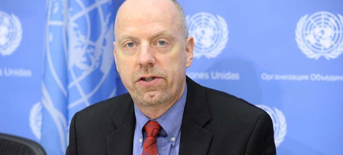 Director of UN-DESA Population Division John Wilmoth speaks to journalists in New York.