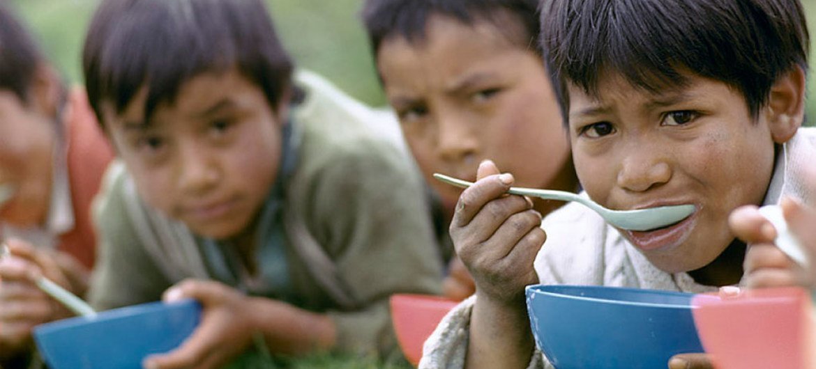 Le premier des Objectifs du Millénaire pour le développement (OMD): éradiquer la faim et la pauvreté.