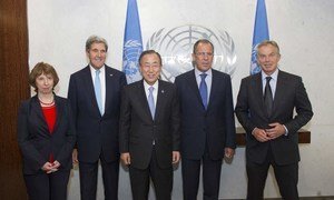 Secretary-General Ban Ki-moon (centre) meets with the members of the Middle East Diplomatic Quartet. (file photo)