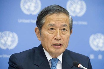 Le Secrétaire général adjoint des Nations Unies à la gestion, Yukio Takasu.