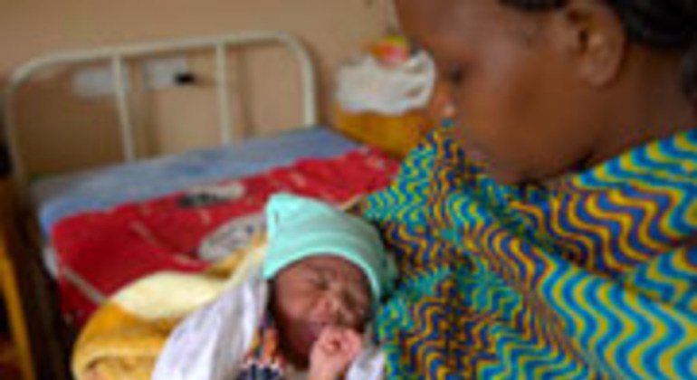 La OMS señala que las primeras 24 horas después del parto son las más peligrosas para los bebés y las madres. Foto: UNICEF/Marinovich