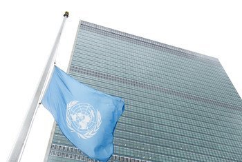 The United Nations in mourning, flies flag at half-mast.