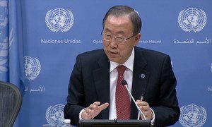 Secretary-General Ban Ki-moon briefs journalists.