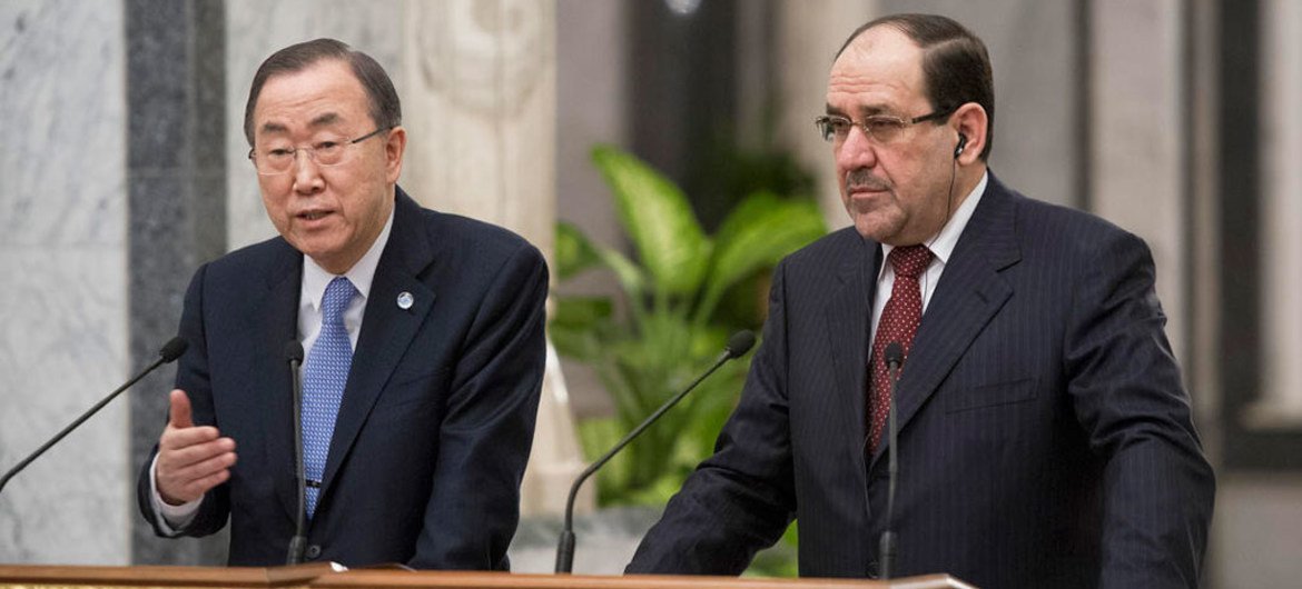 Secretary-General Ban Ki-moon (left) and Prime Minister Nouri Kamel al-Maliki brief the press in Baghdad.