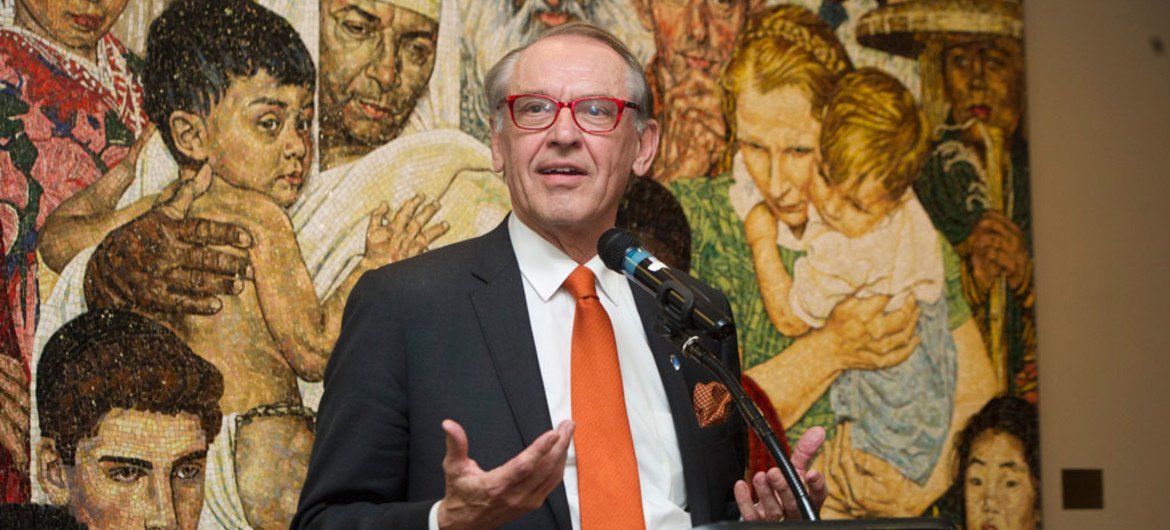 Deputy Secretary-General Jan Eliasson speaks at the rededication of the Norman Rockwell “Golden Rule” mosaic.