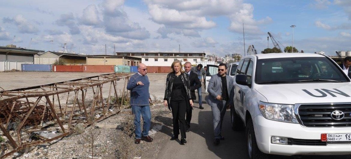 Special Coordinator of the Joint Mission of the OPCW and the UN Sigrid Kaag (second left) inspecting preparations for the elemination of chemical weapons at the Syrian Port of Latakia in December 2013.