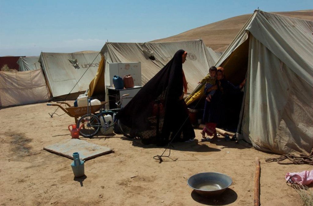 阿富汗北部巴尔赫省的一个境内流离失所者营地。