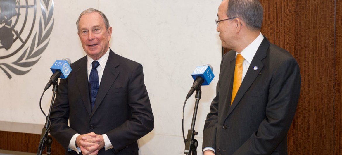 Secretary-General Ban Ki-moon (right) and his Special Envoy for Cities and Climate Change Michael Bloomberg speak to the press.