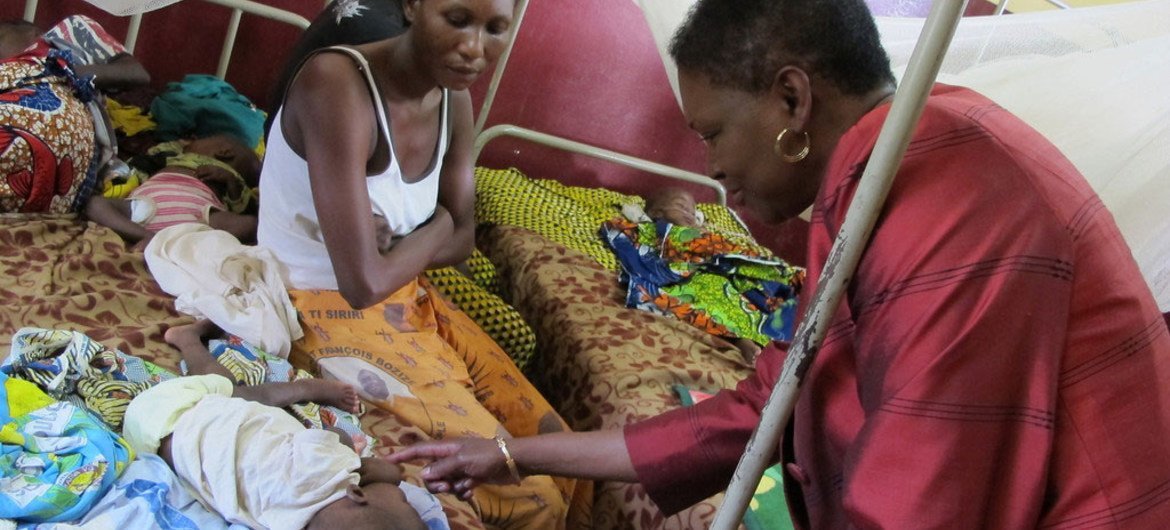 Humanitarian chief Valerie Amos visiting a paediatric hospital in the Central African Republic capital Bangui, in July 2013.