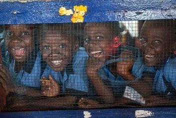 enfants dans une école à Monrovia au Libéria.