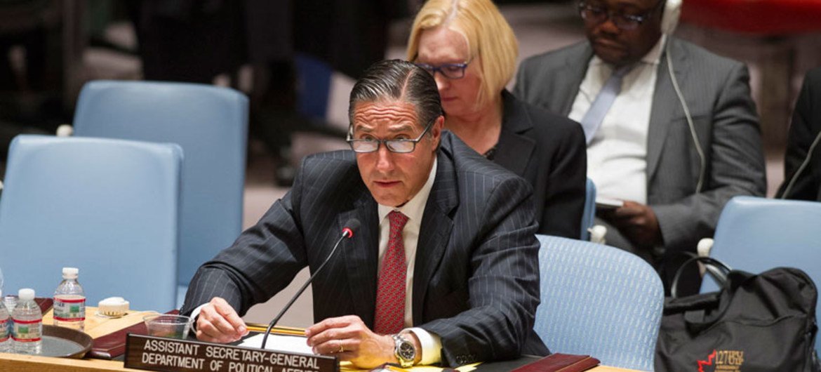 Oscar Fernandez-Taranco, Assistant Secretary-General for Political Affairs, addresses the Security Council meeting on the situation in Ukraine.