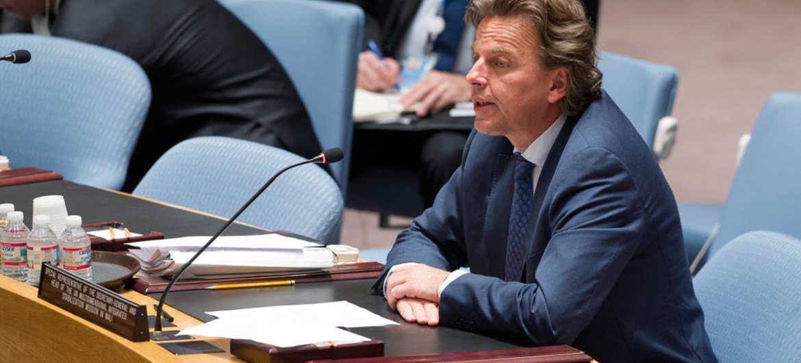 Bert Koenders, Special Representative and Head of the UN Multidimensional Integrated Stabilization Mission in Mali (MINUSMA), briefs the Security Council.
