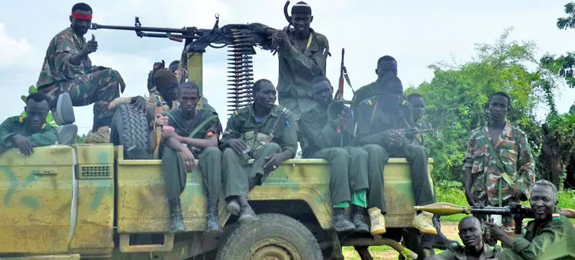 Soldiers are much more numerous than civilians in the streets of Ed-Damazin in Blue Nile state.