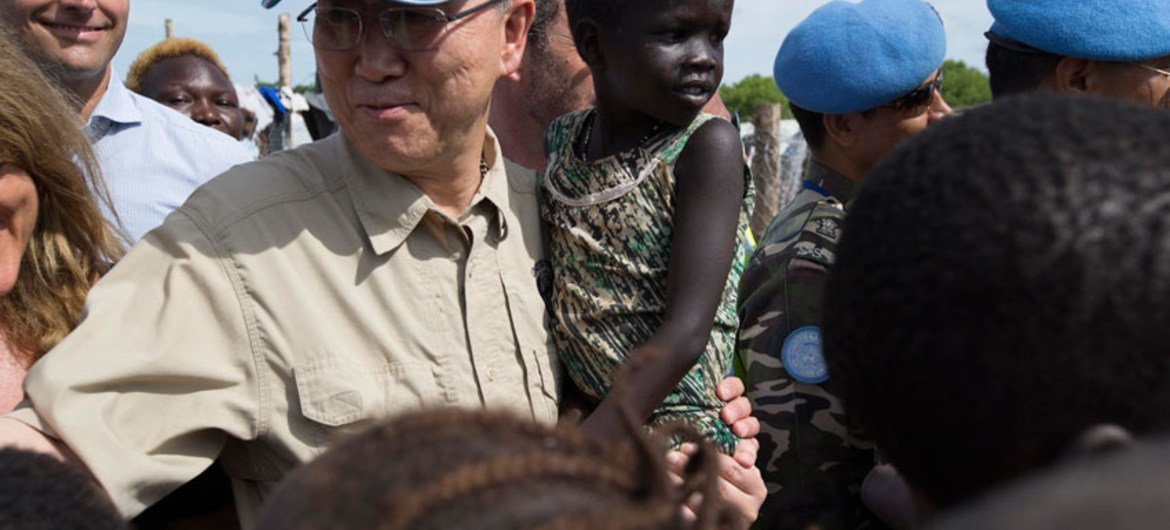 Le Secrétaire général en mission au Soudan du Sud le 7 mai 2014.