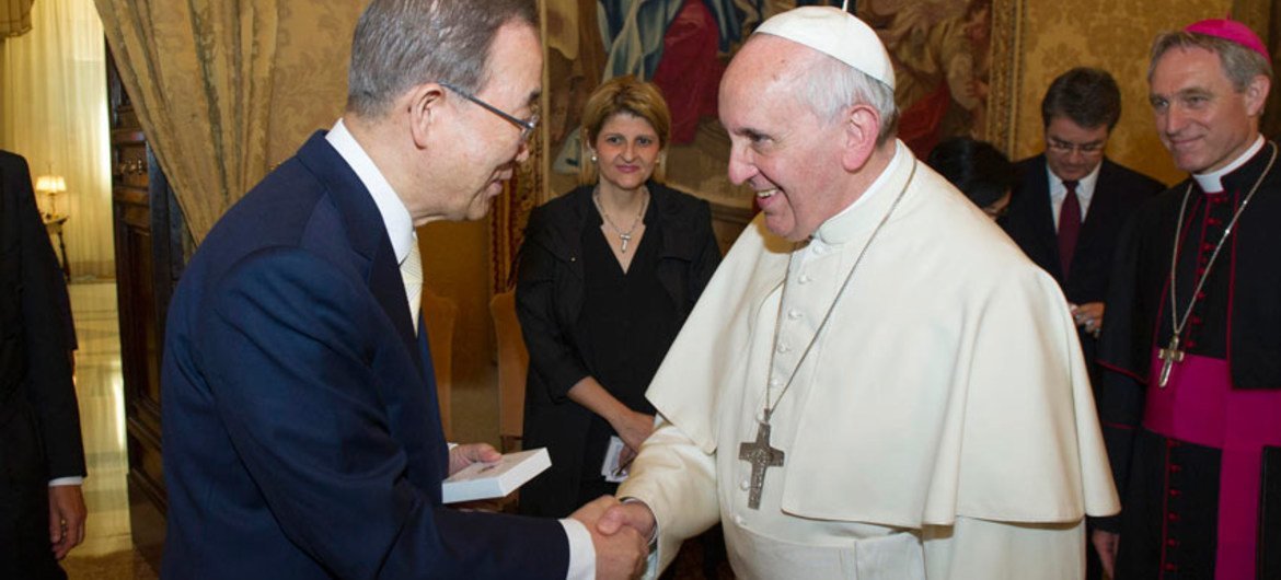 Secretary-General had Audience with His Holiness Pope Francis, with CEB members.