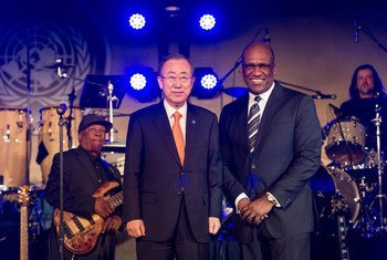UN Secretary-General Ban Ki-moon and General Assembly President John Ashe at the Global All-Star Summer Concert, Setting the Stage  2015 and Beyond. New York,6 June.